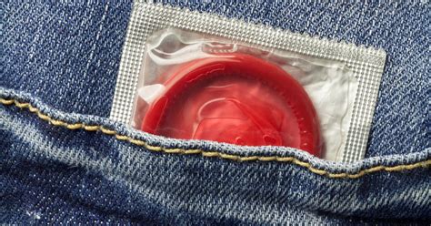 Fafanje brez kondoma Spolna masaža Kailahun